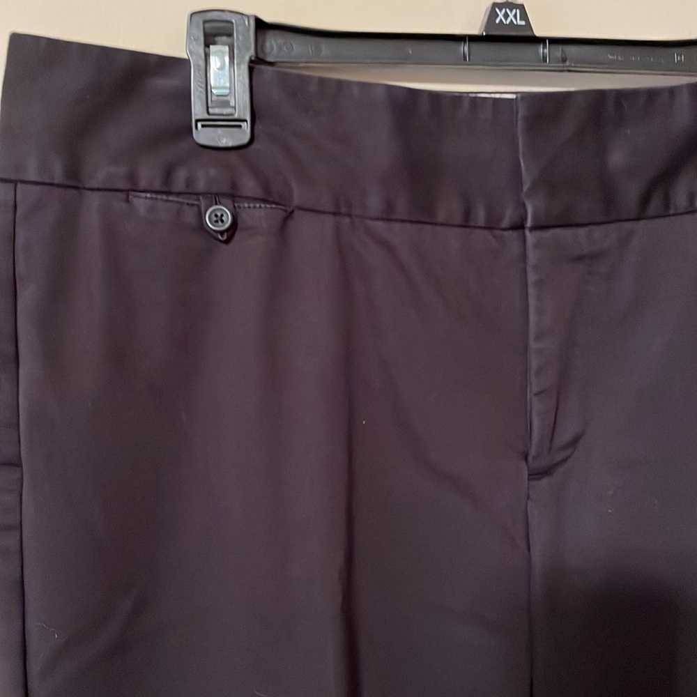 Dockers Mid Rise Curvy - Picture 2 of 9
